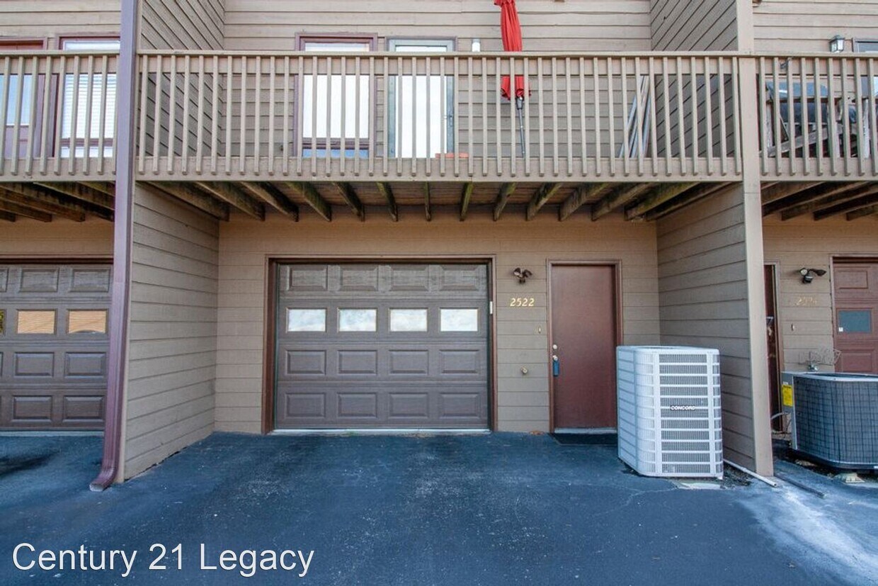 Primary Photo - 2 br, 1.5 bath House - 2522 E Lakeview Drive