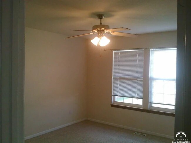dormitorio principal - 2427 Surrey Dr