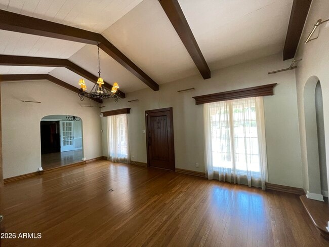 Building Photo - 2021 N Alvarado Rd