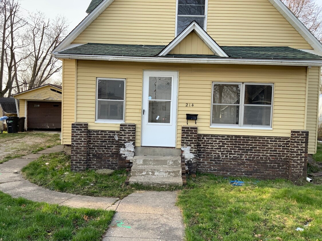 214 W 6th St, Tilton, IL 61833 House Rental in Tilton, IL