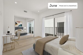 Building Photo - Room in Shared 5 bed/4 bath home