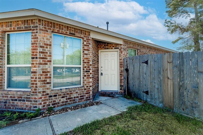 Building Photo - 7339 Winter Song Dr