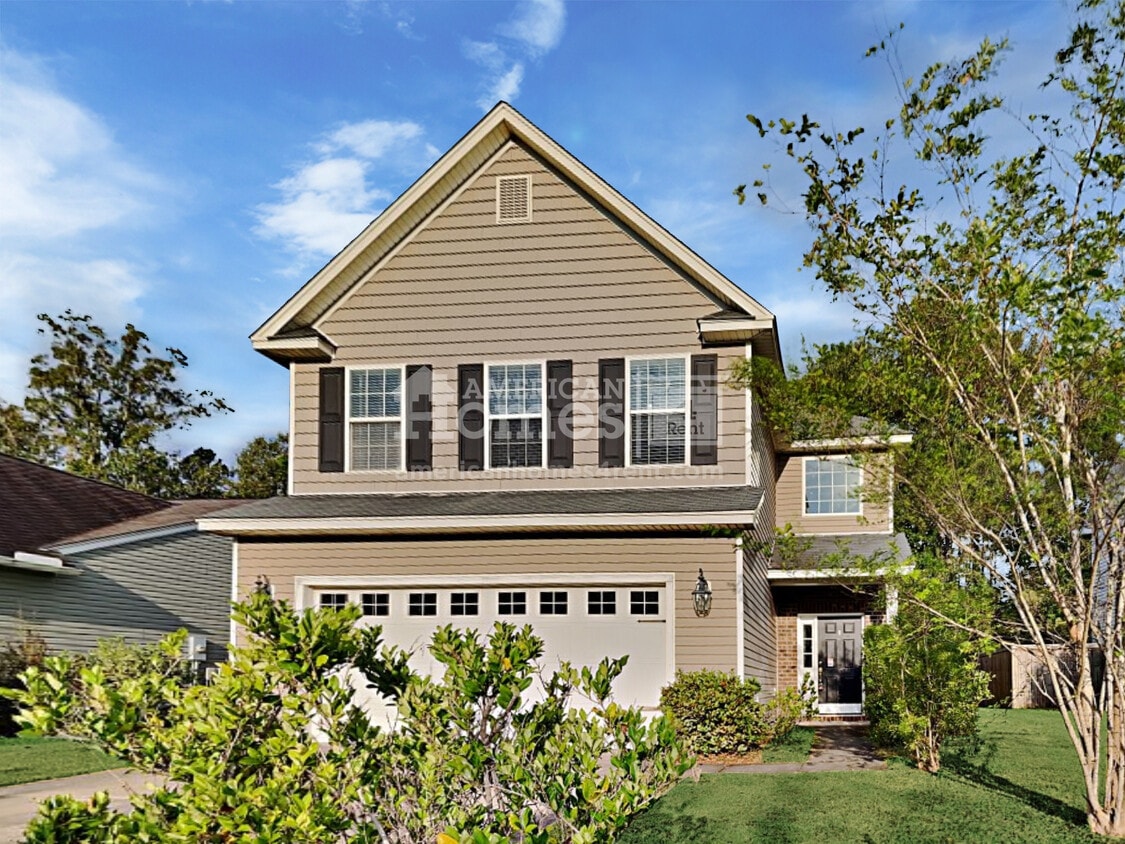 226 Maywood Drive House Rental in Moncks Corner, SC