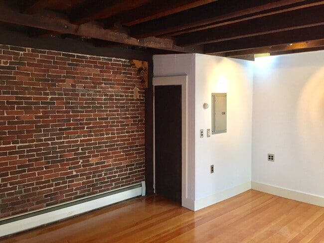 Foto del edificio - 20 Putnam St