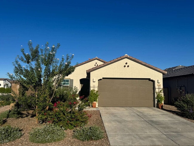 Foto del edificio - 32067 N Wayne Ln