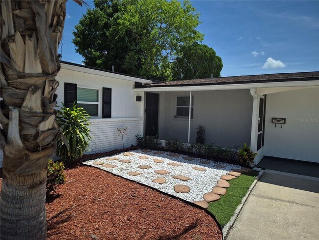 Foto del edificio - 7709 W Hanna Ave