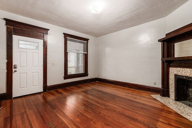 Foto del edificio - 25 E Blake Ave