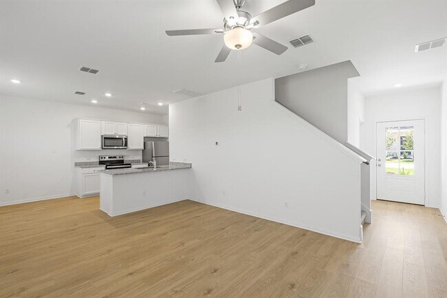 Foto del edificio - 120 Desert Hare Dr