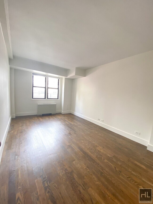 Building Photo - EAST 63 STREET