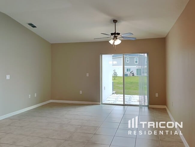 Building Photo - 624 Bullrush Ct
