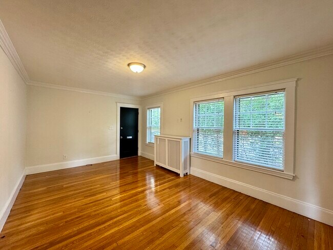 Building Photo - 88 Brush Hill Rd