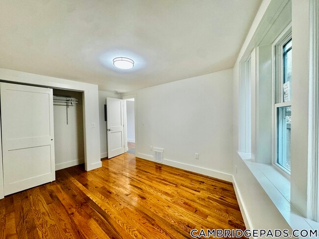 Foto del edificio - 38 Gibson St