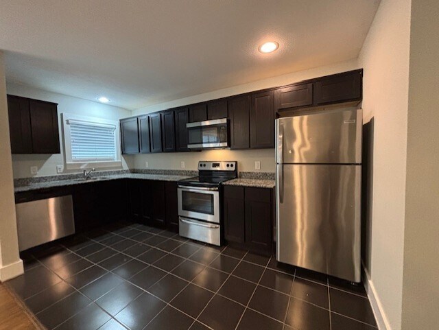 Foto del edificio - 1218 Jackson Blvd