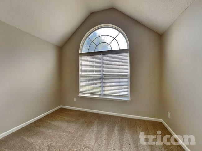 Building Photo - 4529 Persian Ct SW