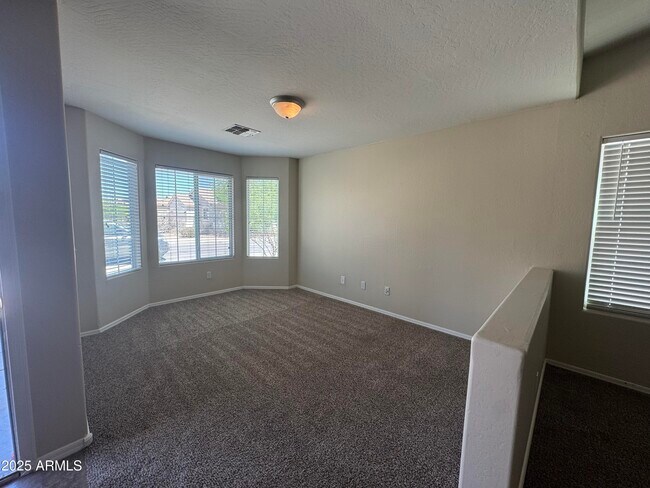 Building Photo - 926 S 241st Ave