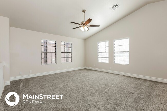 Foto del edificio - 921 S Val Vista Dr