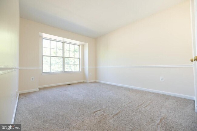 Foto del edificio - 12866 Hyannis Ln