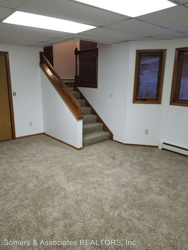 Building Photo - 3060 Timberbrook Dr