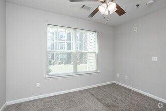 LEGENDS 2 BR | 2 BA | 960SF - Primary Bedroom - Legends at Armour Avenue