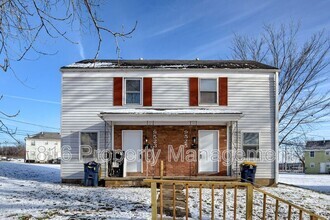 Building Photo - 9523-9525 Charlotte St