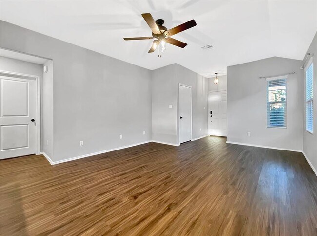 Building Photo - 353 Bronco Billy Dr