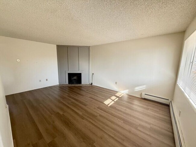 Foto del edificio - Move in specials - Pick One - 1st month free or $100 off monthly rent. Flexible lease terms are a...