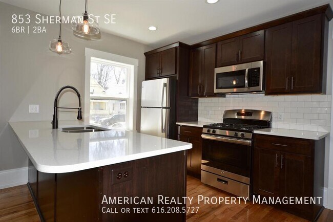 Foto del edificio - 853 Sherman St SE