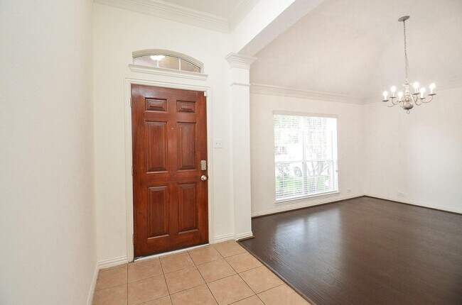 Foto del edificio - 7038 Cornflower Ln