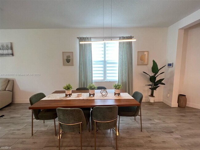 Building Photo - 4 br, 3 bath House - 4224 Marina Way