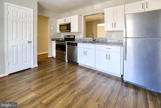 Building Photo - 4663 Red Hawk Terrace