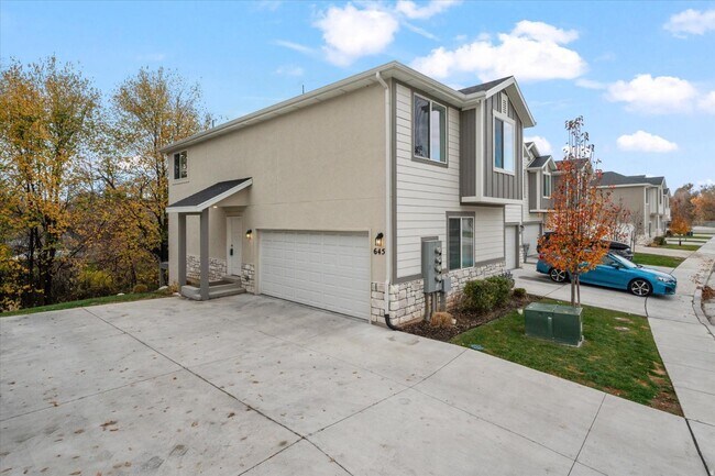 Foto del edificio - 645 S Plum Creek Ln E