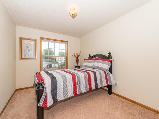 Foto del edificio - 1027 6th Ave NE