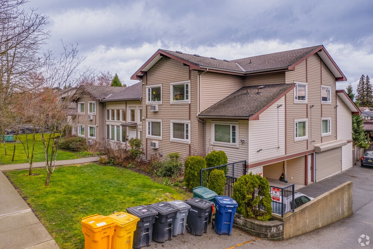 Sunset Court Apartments 5850 Sunset St Burnaby, BC