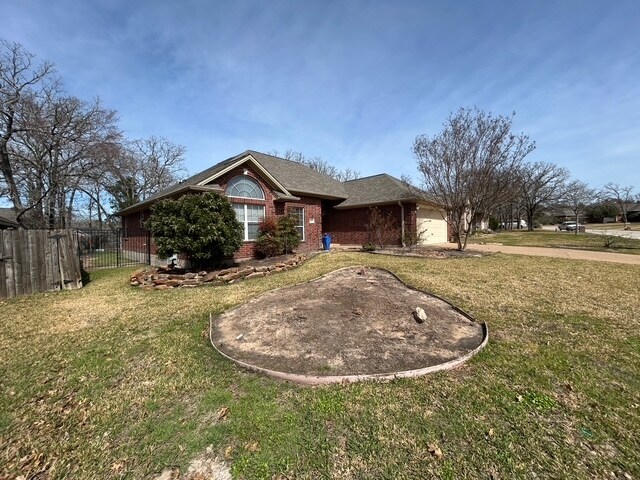 Foto del edificio - 1811 Gray Stone Dr