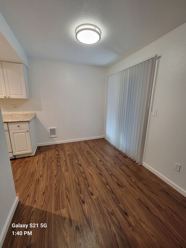 Foto del interior - Cedar Gardens Apartments