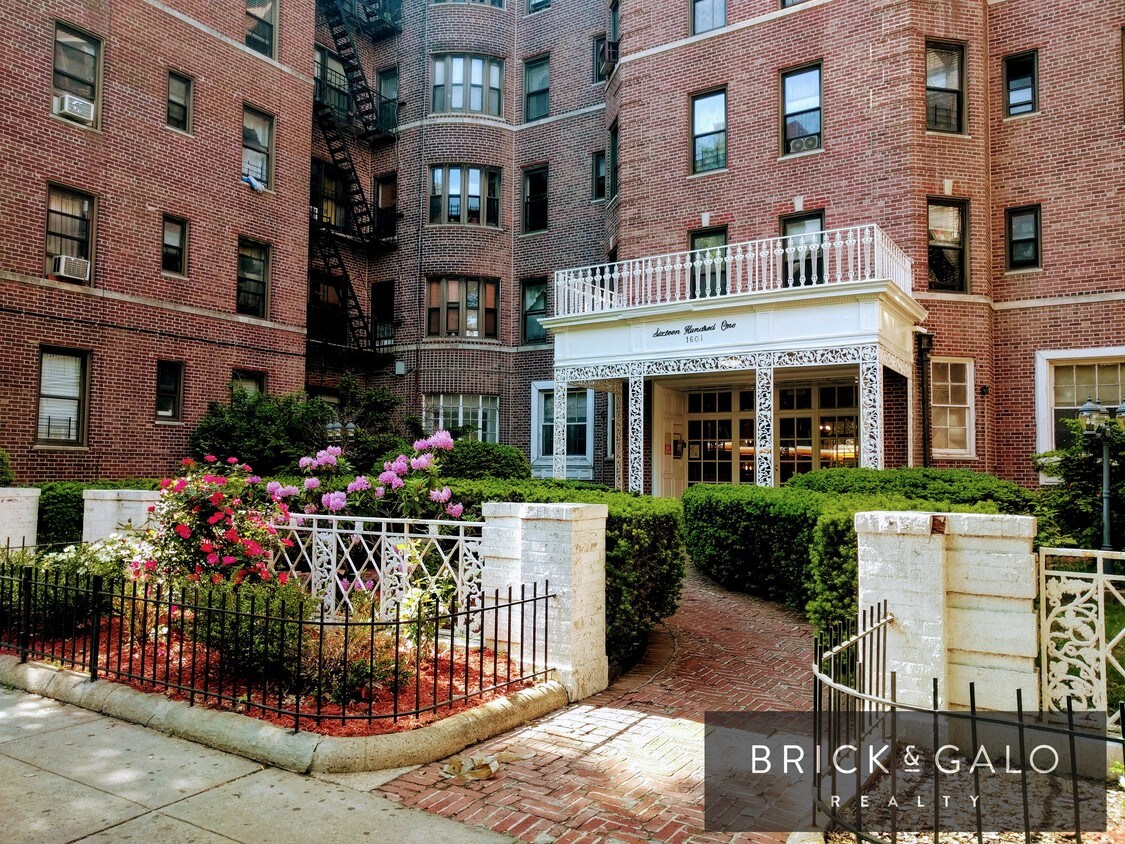 Primary Photo - 1601 BEVERLEY Rd