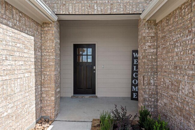 Foto del edificio - 14546 Montclair Way