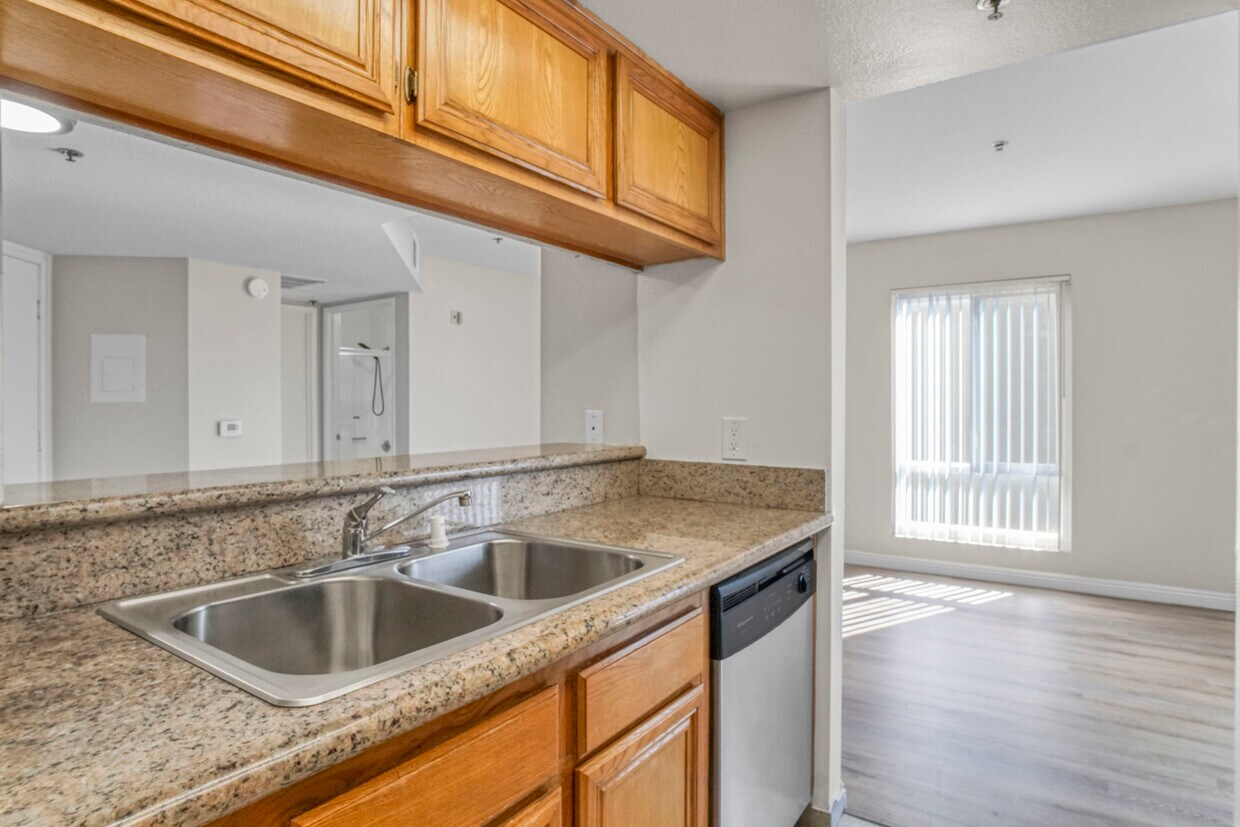 Foto principal - 511 Carondelet Apartments