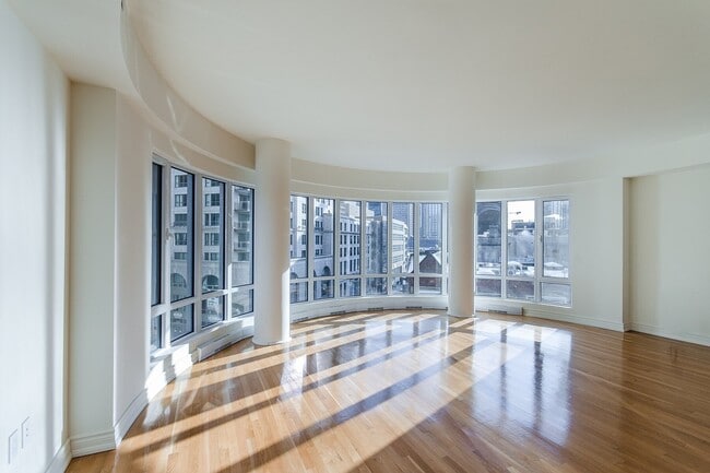 Photo du bâtiment - 2000 Drummond St