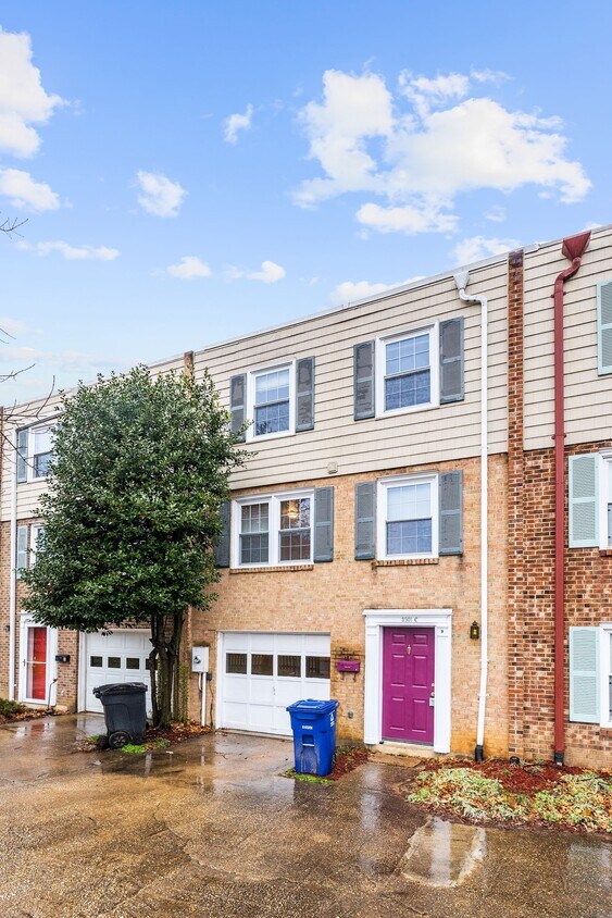 3901 6th St N, Arlington, VA 22203 Townhome Rentals in Arlington VA