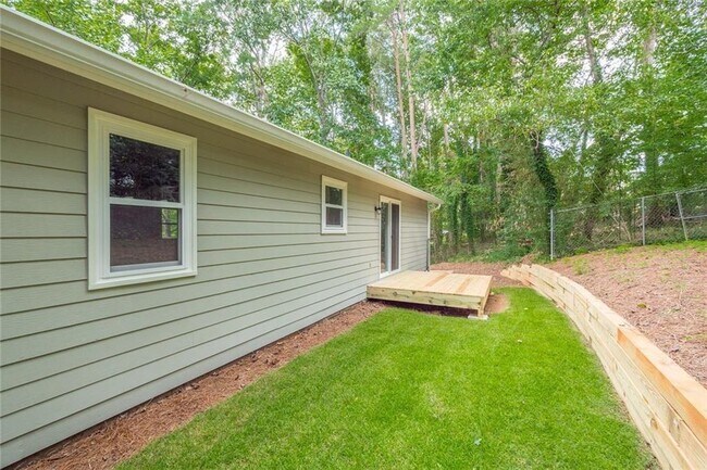 Foto del edificio - 2010 Lakeside Trail