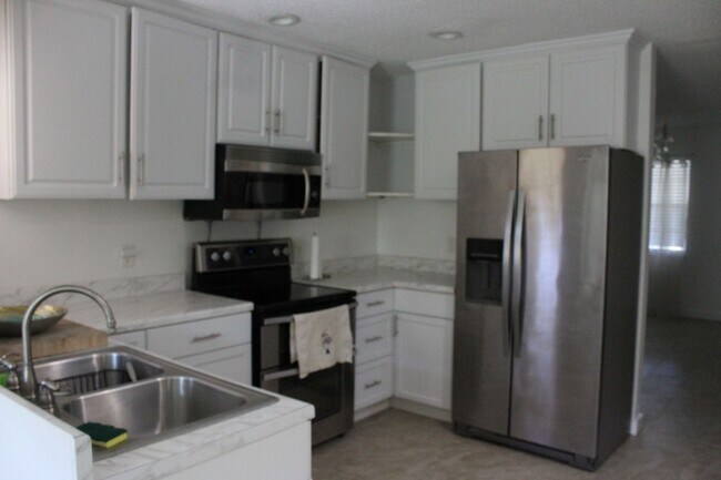 Foto del edificio - 3 Bedroom/2 Bath Home