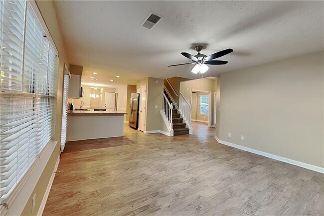 Foto del edificio - 4220 E Meadow Dr