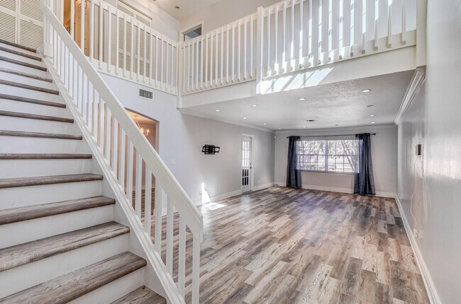 Building Photo - 121 Ocean Dunes Cir