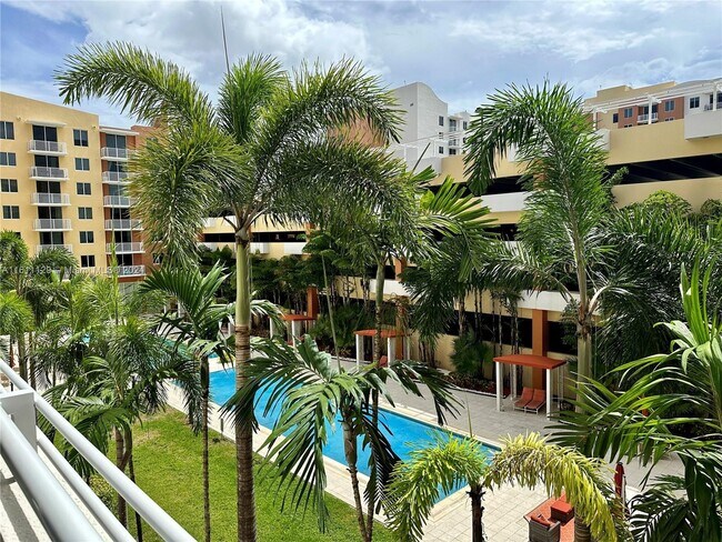 Foto del edificio - 2775 NE 187th St