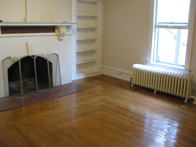 Foto del edificio - 503 W Green St