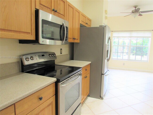 Foto del edificio - 3851 Falcon Ridge Cir