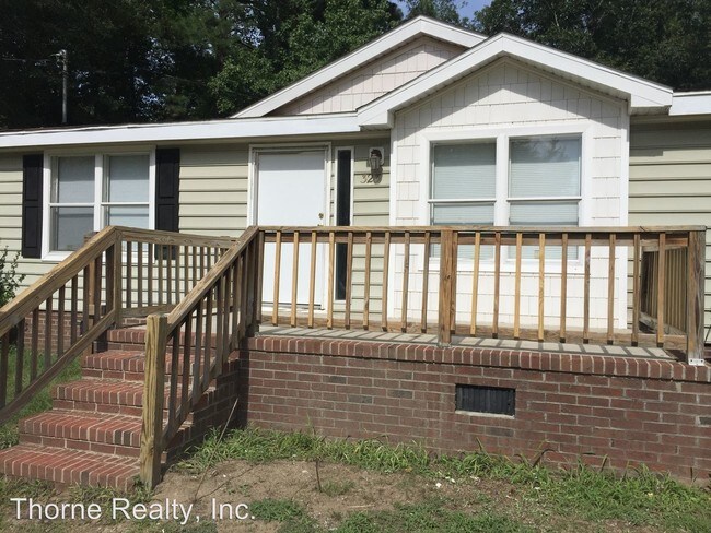 Building Photo - 4 br, 2 bath House - 323 Neville Street