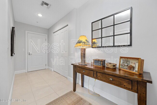 Foto del edificio - 1431 Riverplace Blvd