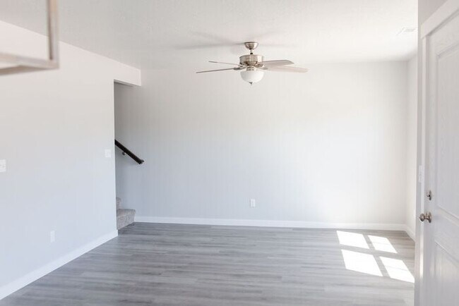 Foto del edificio - Townhomes at Jericho